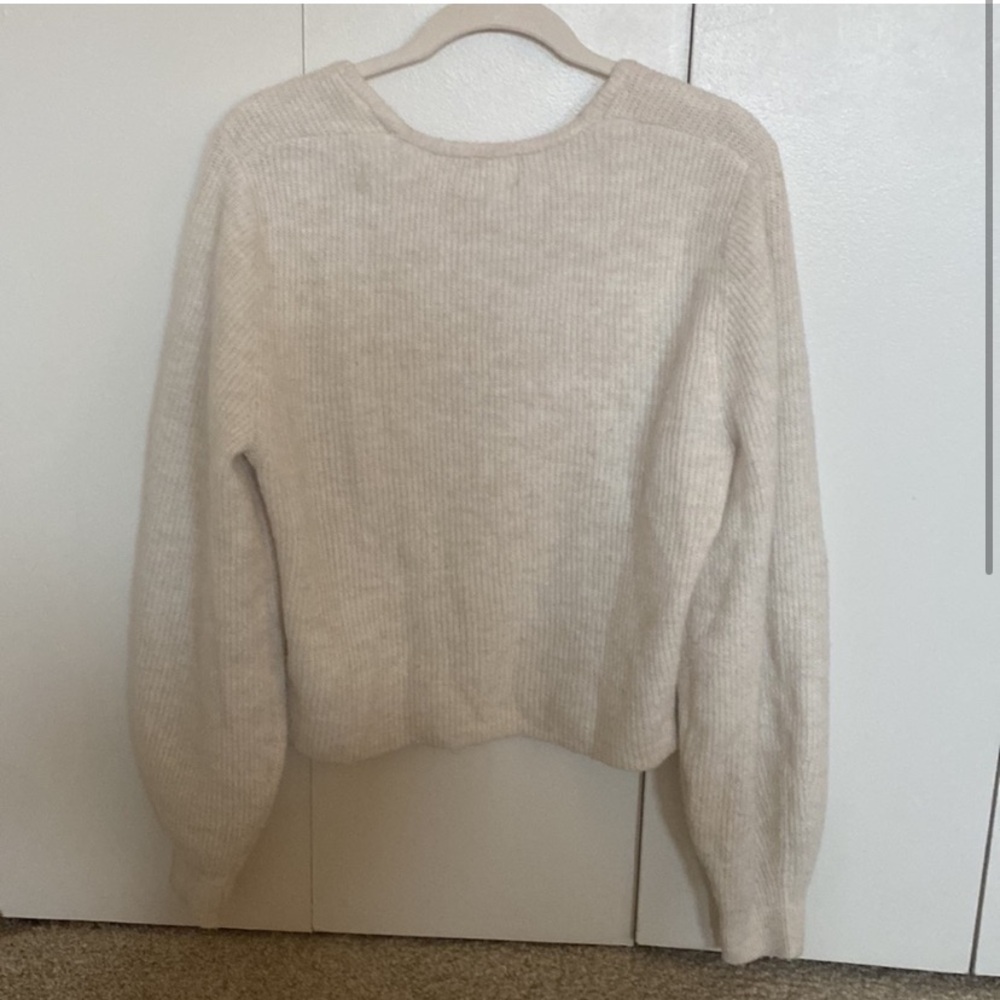 H&M Ribbed Knit Sweater - Picture 4 of 4